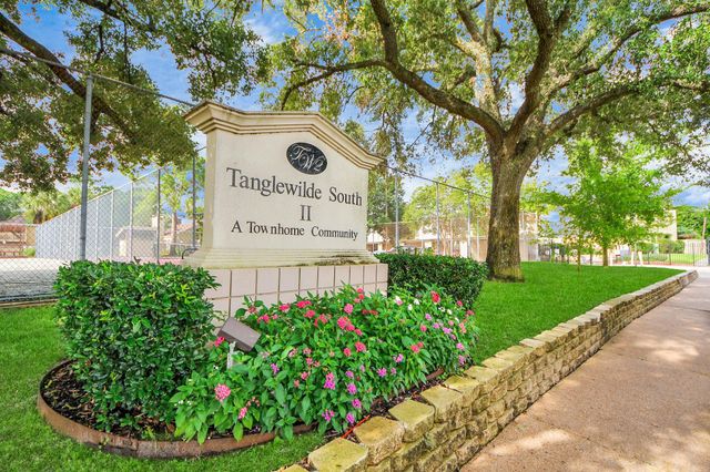 9433 Pagewood Lane, Houston, TX 77063