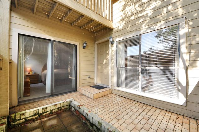 9433 Pagewood Lane, Houston, TX 77063