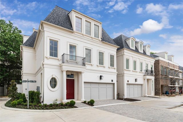 16 Wentworth Square Avenue, Houston, TX 77027