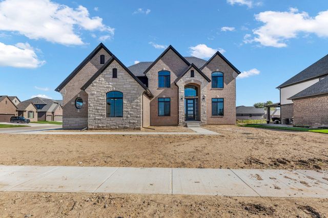 49940 Langford Drive, Macomb, MI 48044