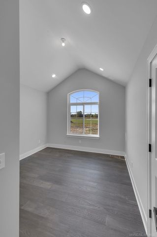 49940 Langford Drive, Macomb, MI 48044
