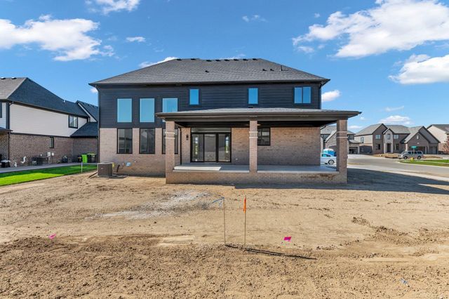 49940 Langford Drive, Macomb, MI 48044