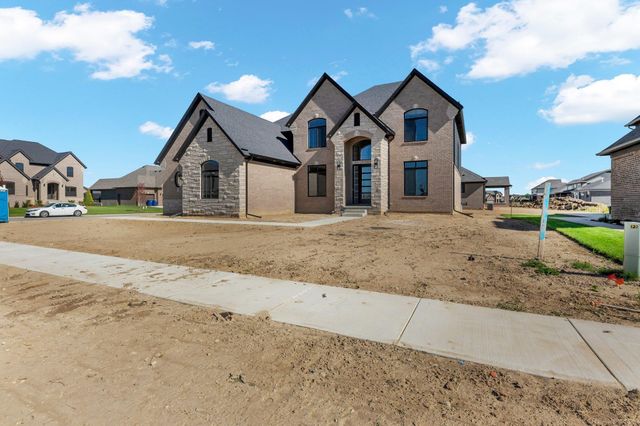 49940 Langford Drive, Macomb, MI 48044