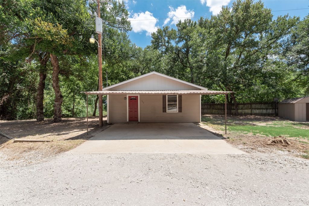 294 Thomas Len Road, Azle, TX 76020 — photo 5