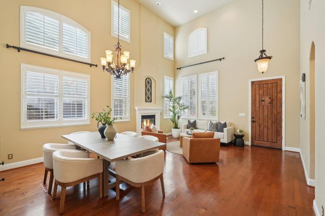 1408 Grovewood Ln, Roseville, CA 95747