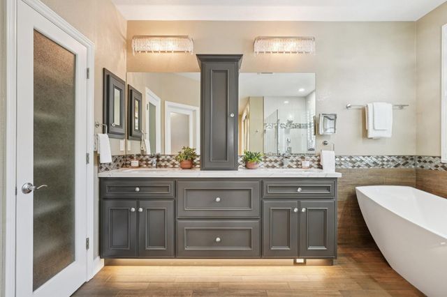 1408 Grovewood Ln, Roseville, CA 95747