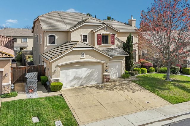 1408 Grovewood Ln, Roseville, CA 95747