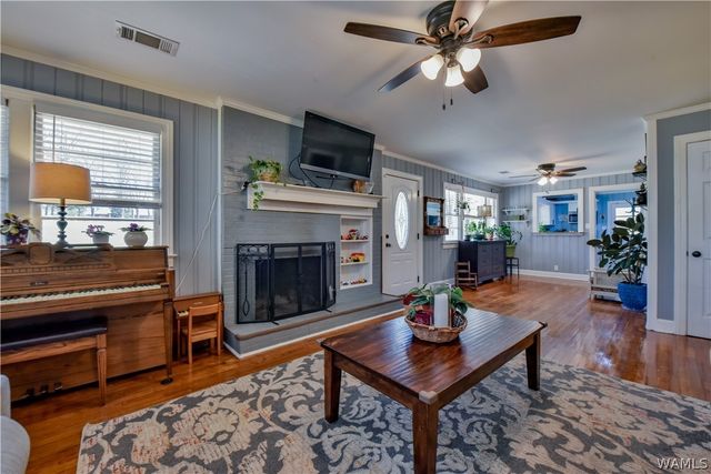 1450 Hurricane, Cottondale, AL 35453