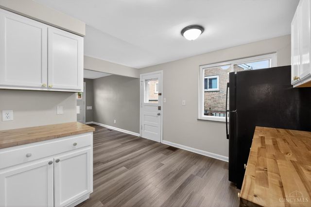 6331 Stover Avenue, Golf Manor, OH 45251