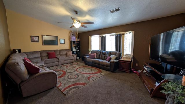 1650 Jaden Court, Madera, CA 93638