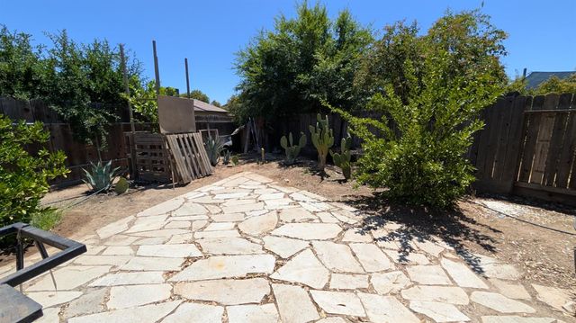 1650 Jaden Court, Madera, CA 93638