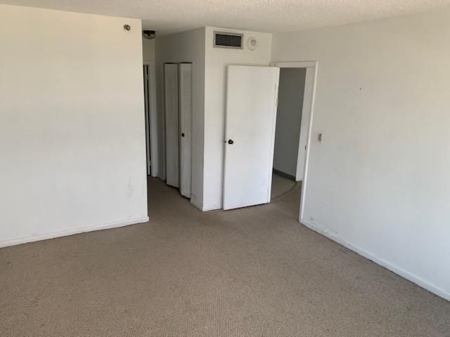 4101 Pine Tree Dr 709, Miami Beach, FL 33140