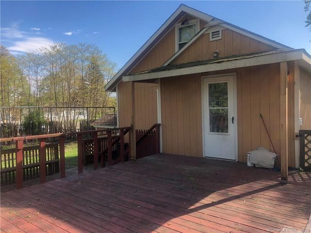 30 Seemans Lane, Milford, CT 06460