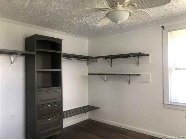 30 Seemans Lane, Milford, CT 06460