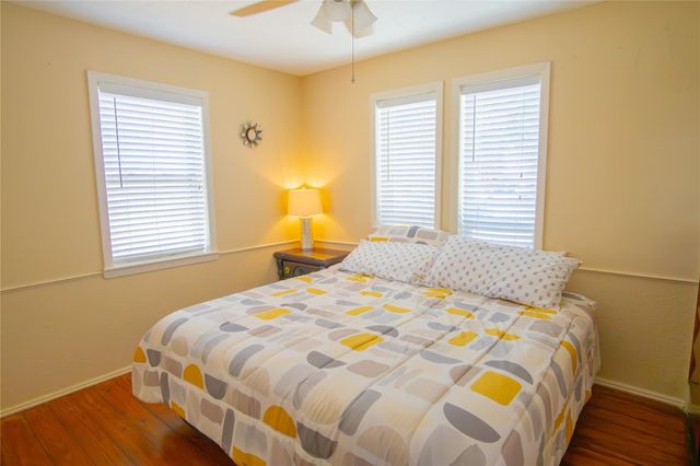 3927 Mason Drive, Galveston, TX 77554