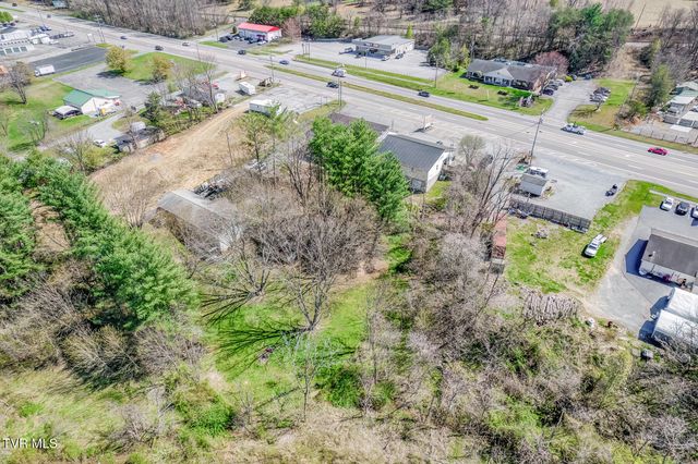 145 Claude Simmons Road, Johnson City, TN 37604