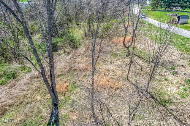 145 Claude Simmons Road, Johnson City, TN 37604