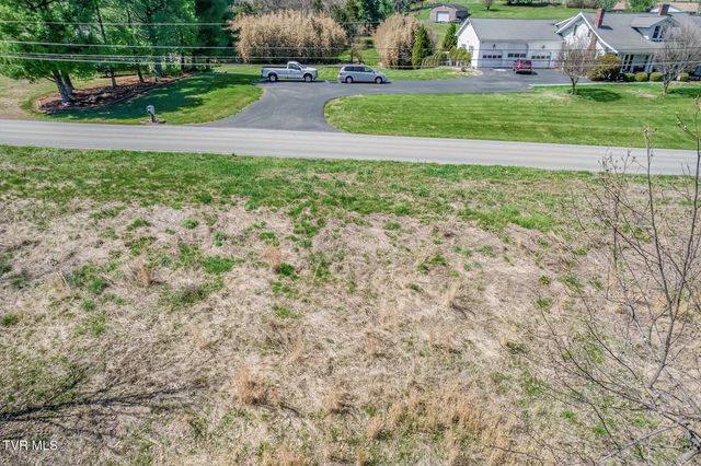 145 Claude Simmons Road, Johnson City, TN 37604