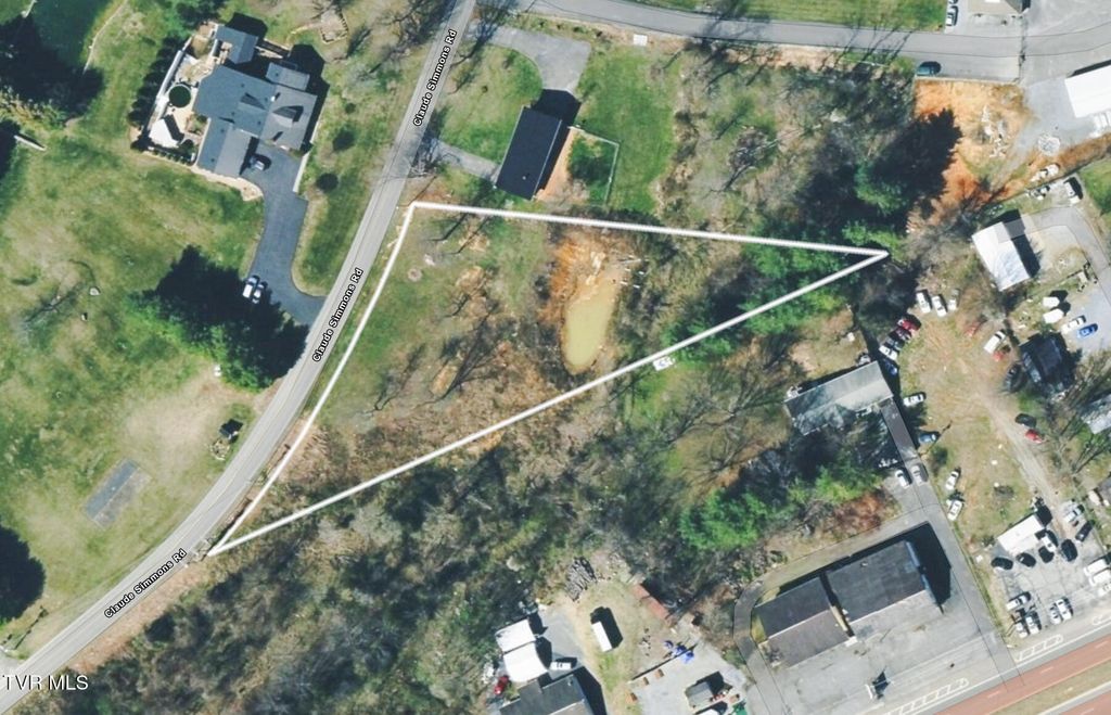 145 Claude Simmons Road, Johnson City, TN 37604