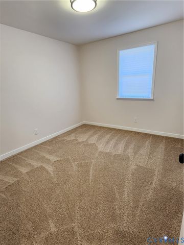 21622 Beverley St, South Chesterfield, VA 23803