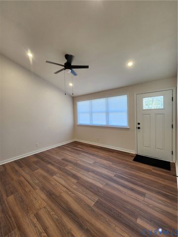 21622 Beverley St, South Chesterfield, VA 23803