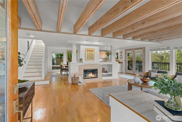 4321 SW Lander Street, Seattle, WA 98116