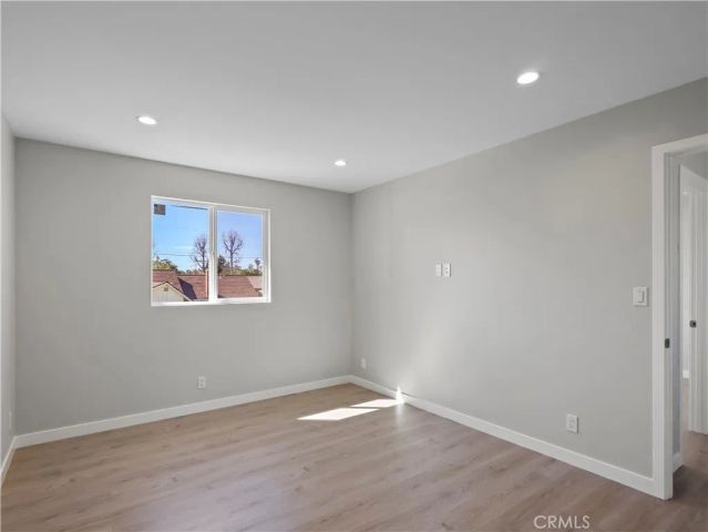 7318 Leescott Avenue, Lake Balboa, CA 91406