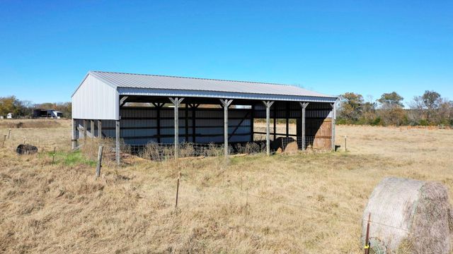 596 County Road 3057, Crockett, TX 75835