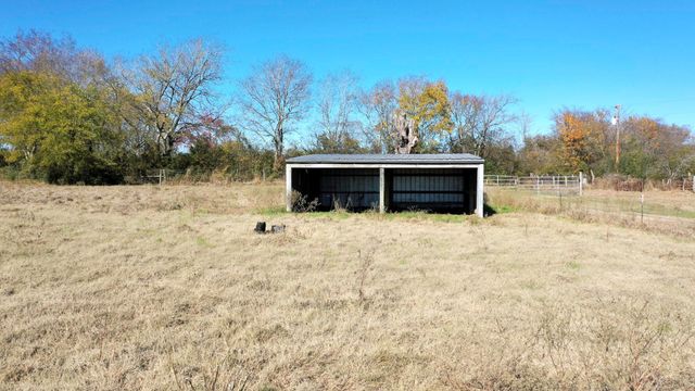 596 County Road 3057, Crockett, TX 75835