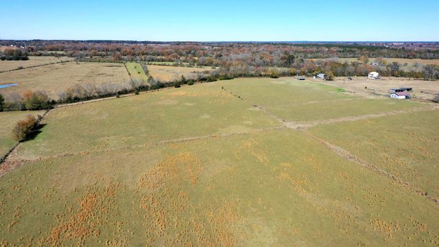 596 County Road 3057, Crockett, TX 75835