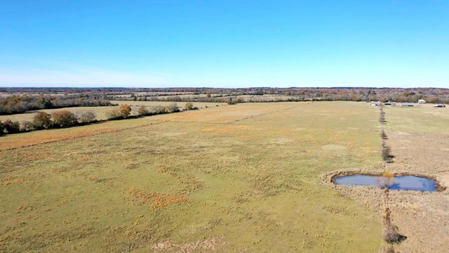 596 County Road 3057, Crockett, TX 75835