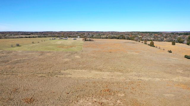 596 County Road 3057, Crockett, TX 75835