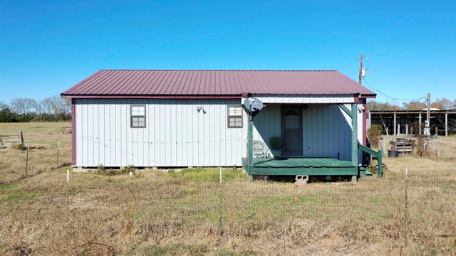 596 County Road 3057, Crockett, TX 75835