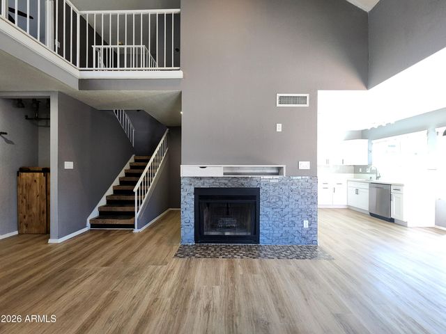 405 S SEAWYNDS Boulevard, Gilbert, AZ 85233