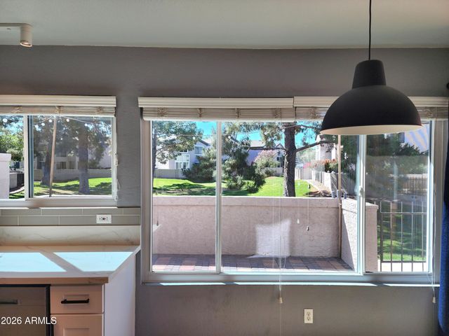 405 S SEAWYNDS Boulevard, Gilbert, AZ 85233