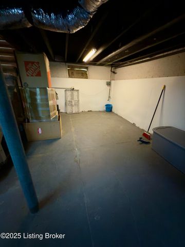 153 N Bellaire Ave, Louisville, KY 40206