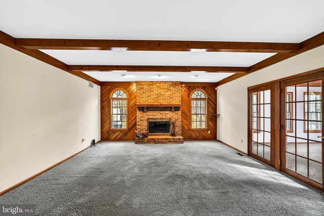 581 MCKENDIMEN RD, Medford, NJ 08055