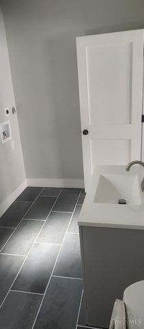 3668 Vine Street, Cincinnati, OH 45220