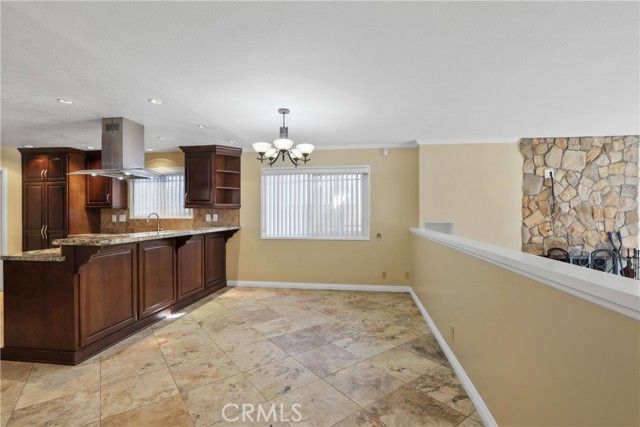 4880 Hazelnut Ave, Seal Beach, CA 90740