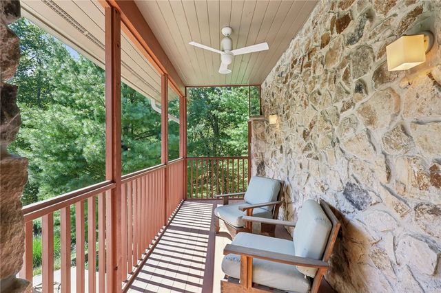 2330 S Ridge Drive, Hidden Valley, PA 15502