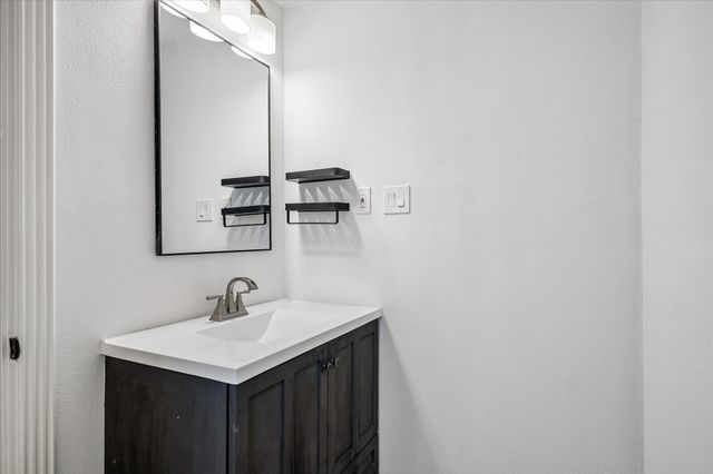 11070 Delford Circle, Dallas, TX 75228
