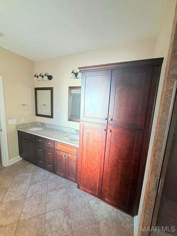 1408 Prairie Oak Drive, Montgomery, AL 36117