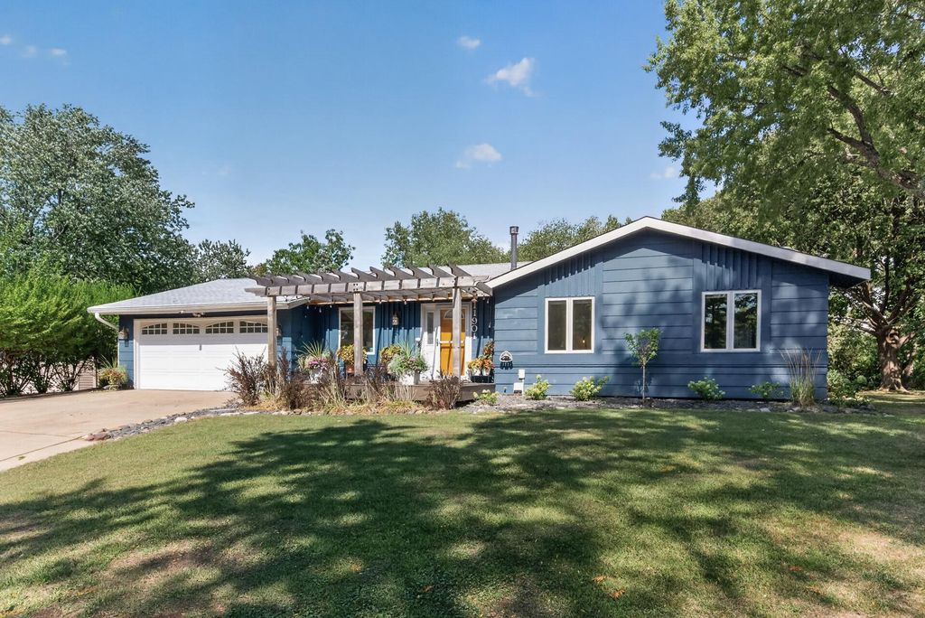 11901 River Hills Circle, Burnsville, MN 55337 — exterior