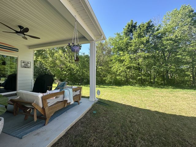 6887 Japonica Ln, White House, TN 37188