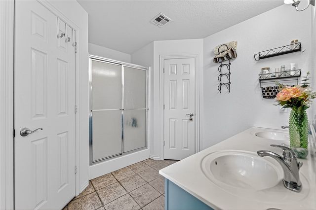 551 Steepro Drive, Centerton, AR 72719