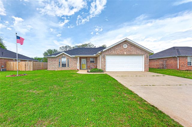 551 Steepro Drive, Centerton, AR 72719