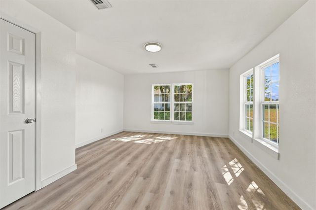 2605 Howard Road, Waxahachie, TX 75165