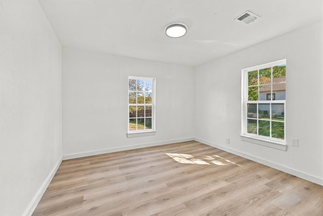 2605 Howard Road, Waxahachie, TX 75165