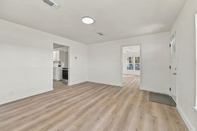 2605 Howard Road, Waxahachie, TX 75165