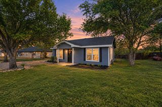 2605 Howard Road, Waxahachie, TX 75165